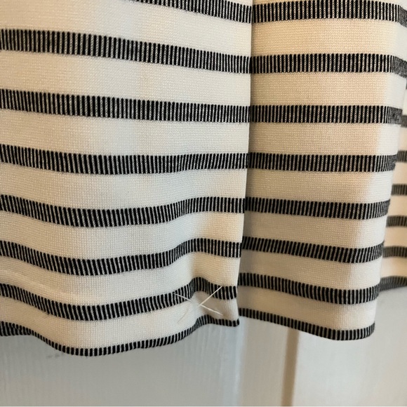 Tahari Striped Blazer Jacket White Black Stretch Button Size M - Picture 6 of 14